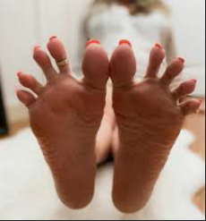 How to sell feet pics online - toe spread